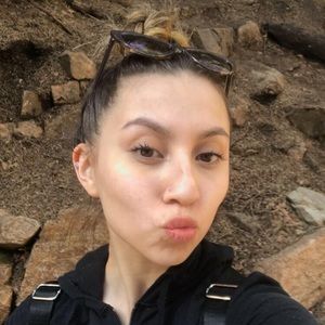 Meet your Posher, Kim